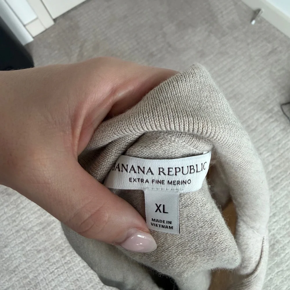 Banana Republic Merino Johnny Collar Sweater Polo‎ in Heather Oatmeal